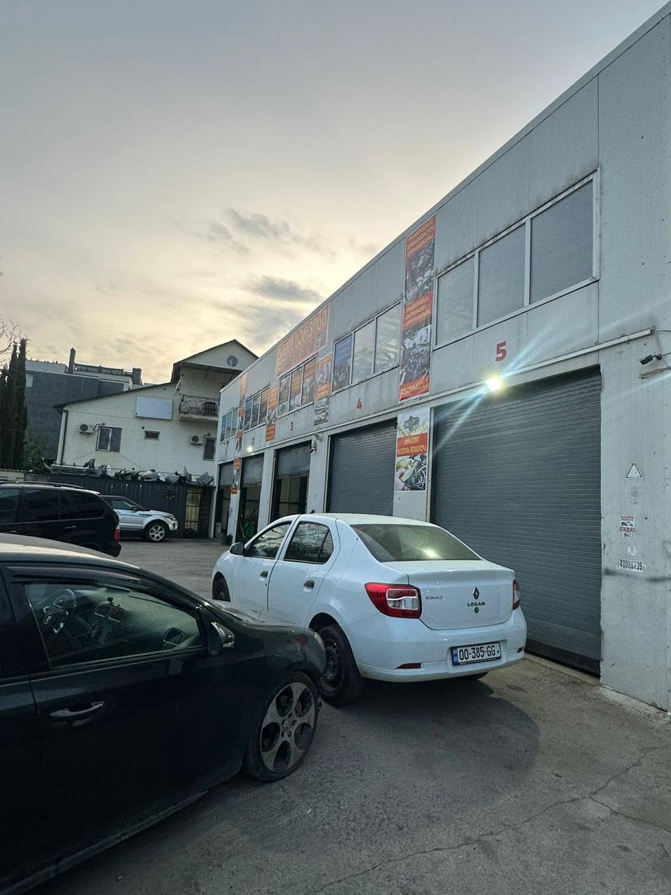 Commercial Property For Rent: 400 M² In Tbilisi, Aleksandre Andronikashvili St – 10 000 ₾ view 2