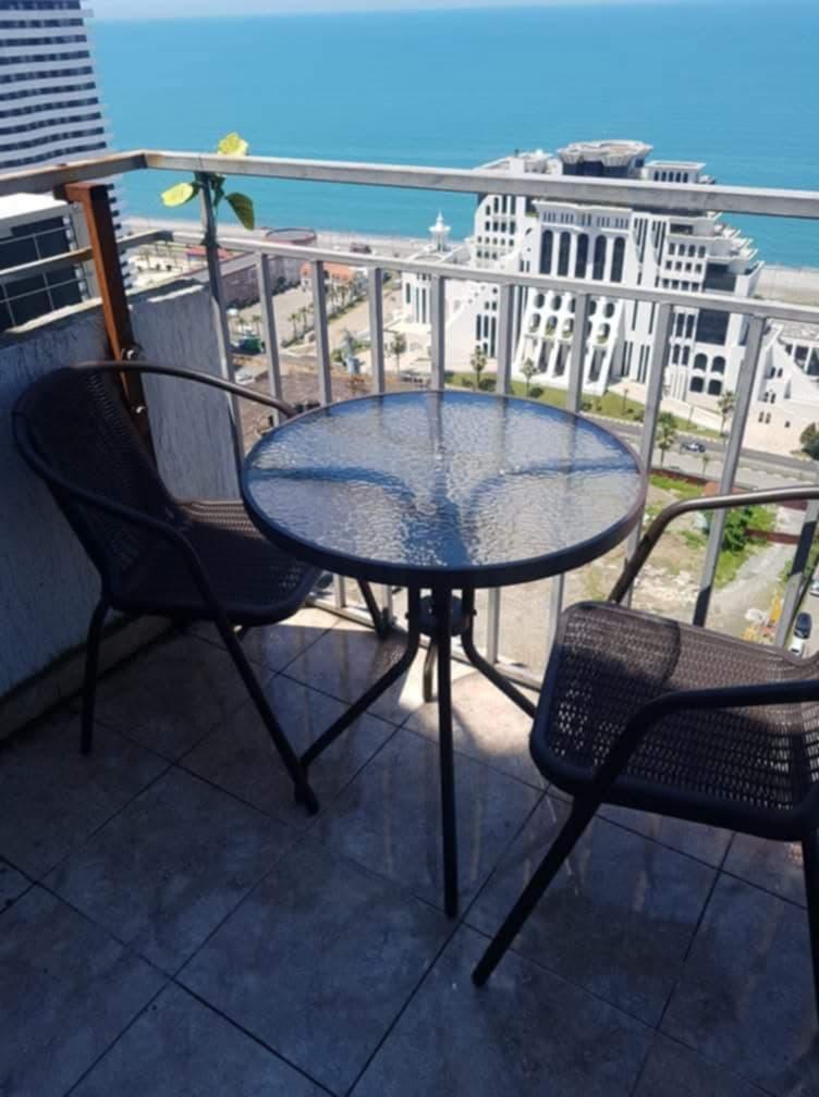 3-Room Apartment For Daily Rent In Batumi, Shalva Inasaridze St, 16, 70 M² — $120 Per Day view 4
