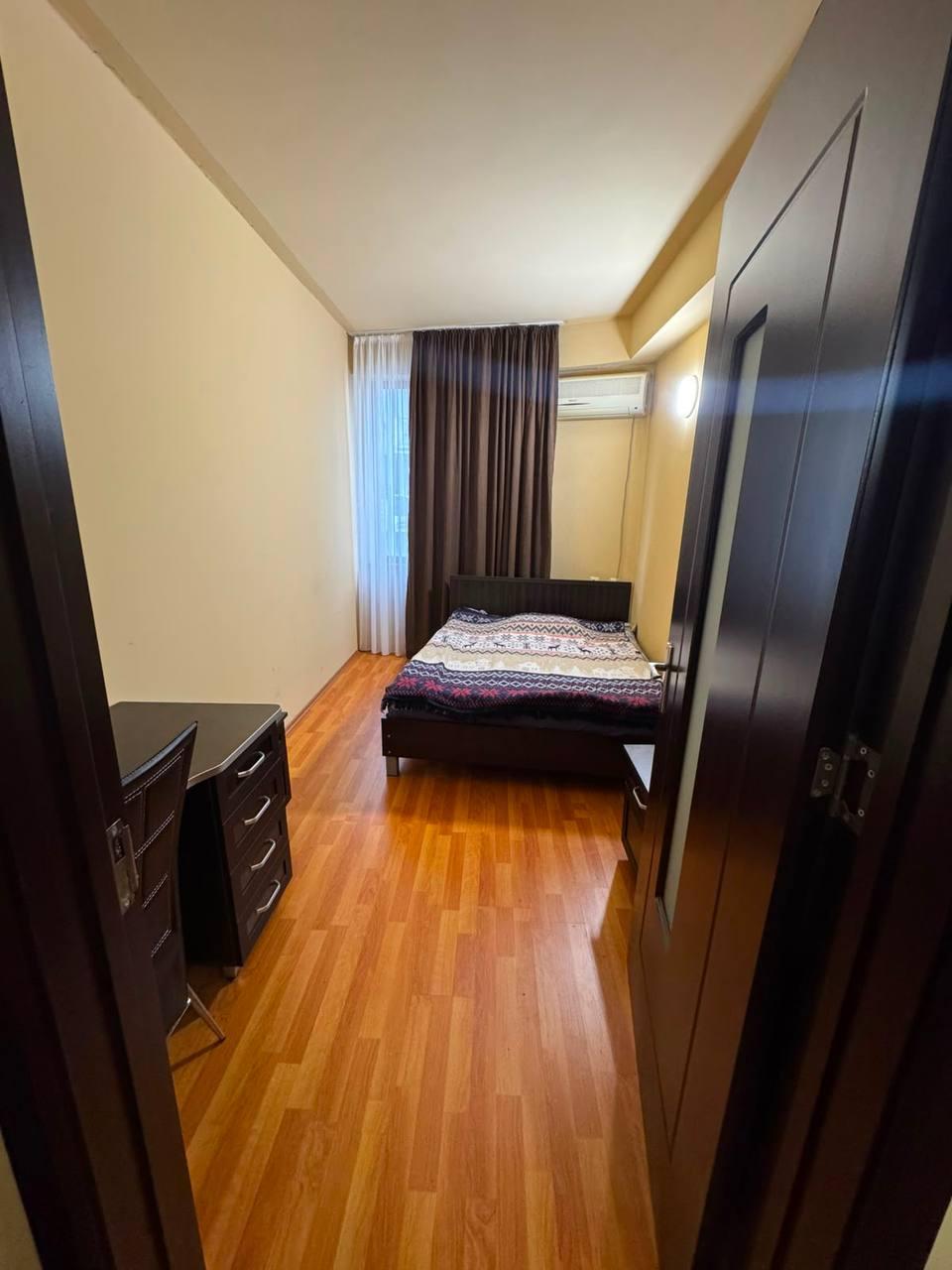 Studio Apartment For Sale view 4