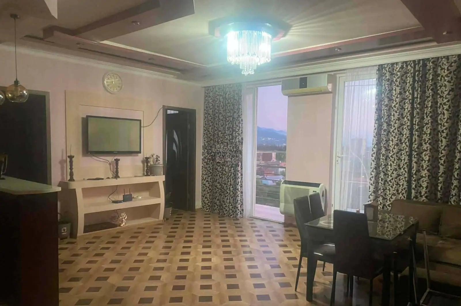 3-Room Apartment For Daily Rent In Batumi, David Aghmashenebeli St, 18a, 75 M² — 150 ₾ Per Day view 1