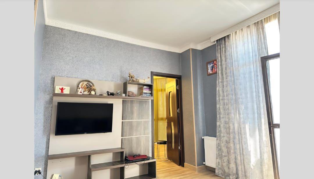2-Room Apartment For Rent In Batumi, Shota Rustaveli St, 15/7 view 15