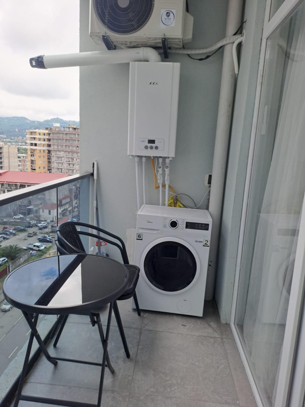 2-Room Apartment For Rent In Batumi, Shota Rustaveli St, 15/7 view 3