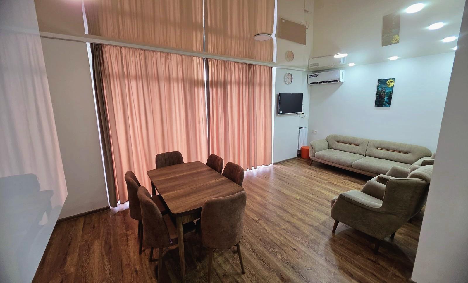3-Room Apartment For Sale In Batumi, Tamar Mepe Ave, 48 view 4