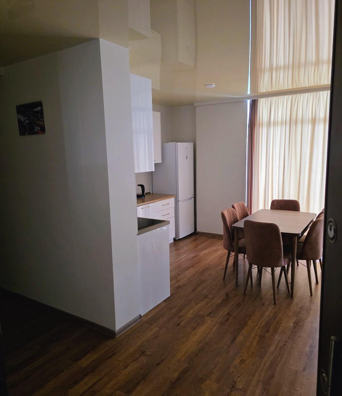 3-Room Apartment For Sale In Batumi, Tamar Mepe Ave, 48 view 2