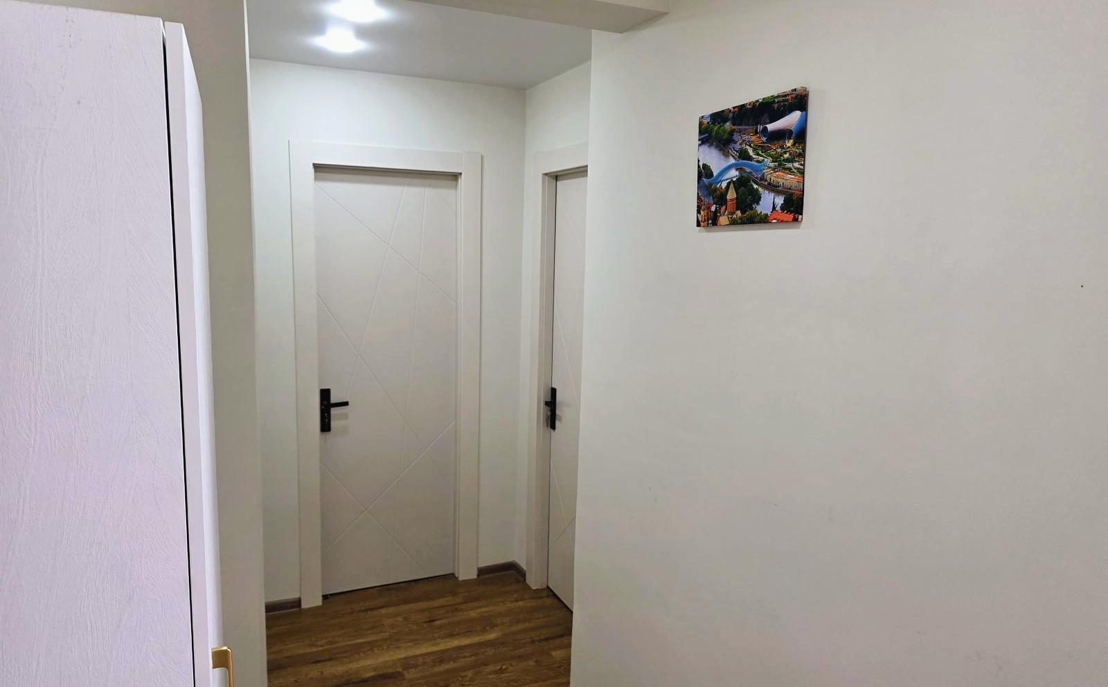 3-Room Apartment For Sale In Batumi, Tamar Mepe Ave, 48 view 7