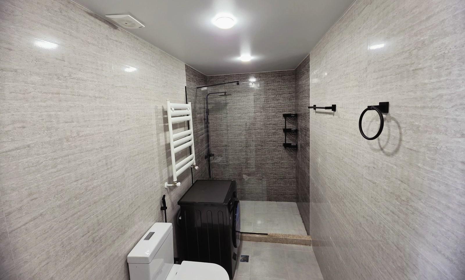 3-Room Apartment For Sale In Batumi, Tamar Mepe Ave, 48 view 13