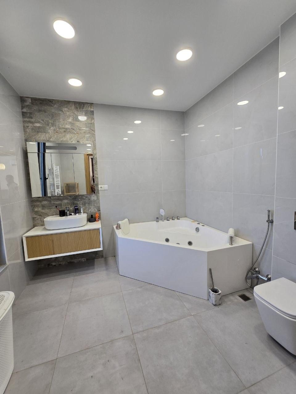 იყიდება 6-Room House In Chakvi, Generashvili St, 8aში view 8