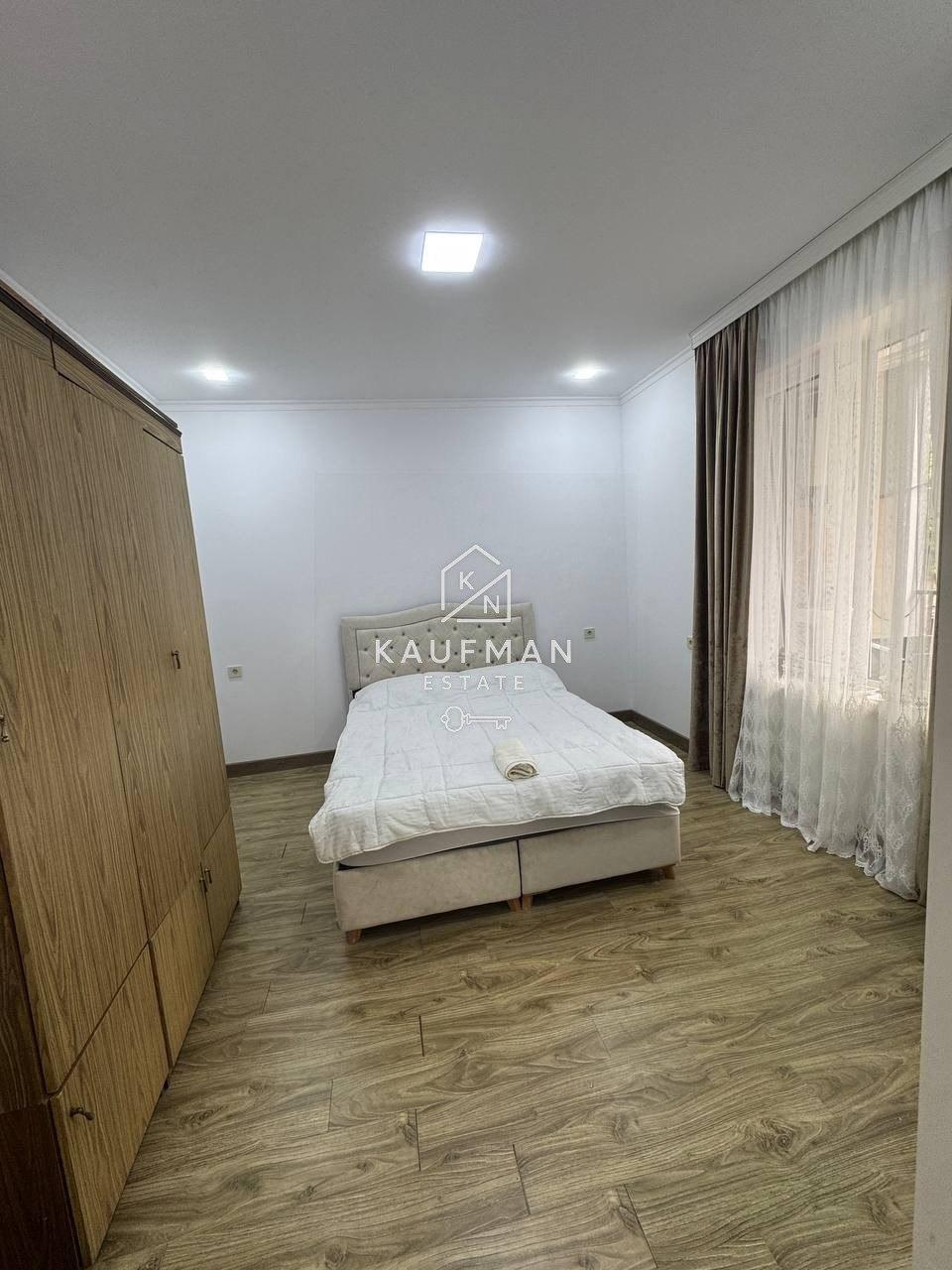3-Room Apartment For Rent In Batumi, Goderdzi Chokheli St, 72 view 1