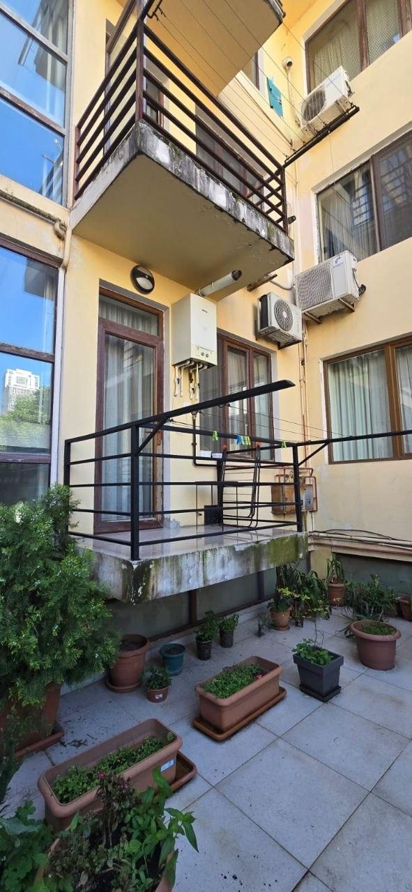 1-Room Apartment For Rent In Batumi, Demetre Tavdadebuli St, 11 view 1