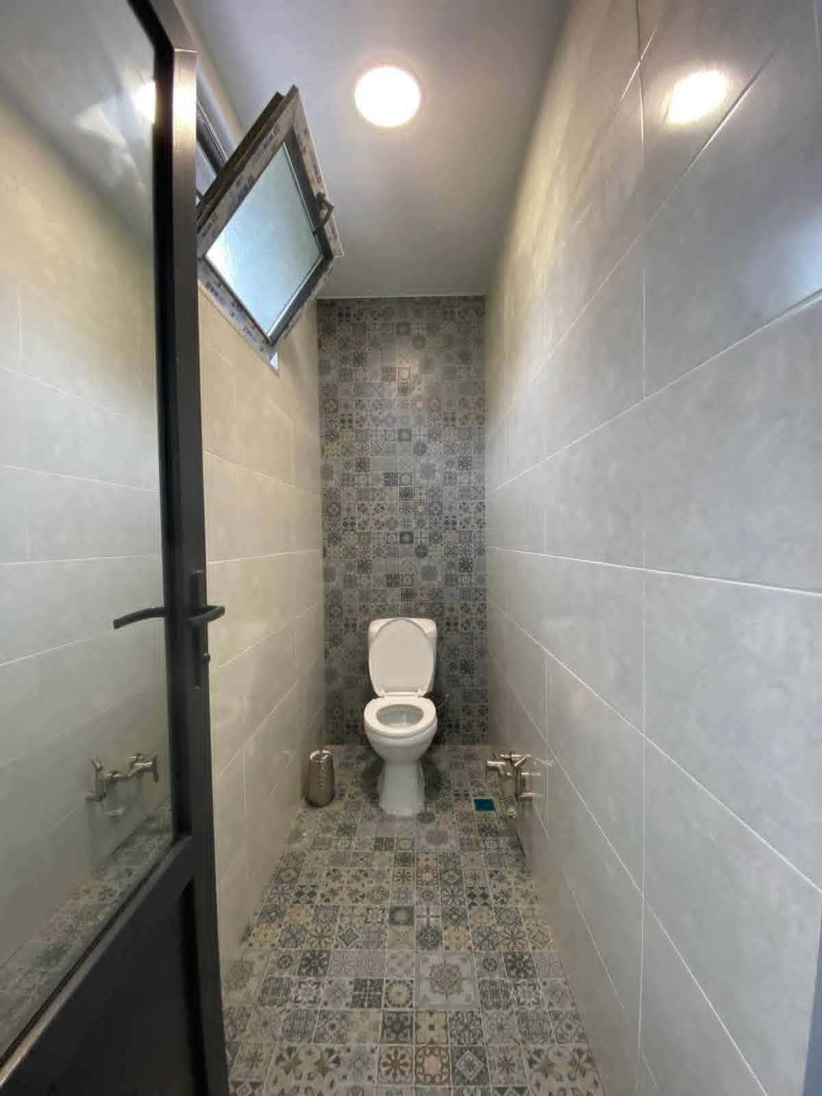 4-Room House For Rent In Batumi, Kakhi Kavsadze St view 9