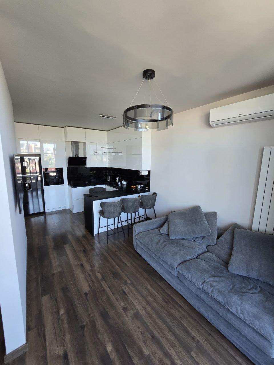 2-Room Apartment For Sale In Batumi, Zurab Gorgiladze St, 9 view 1