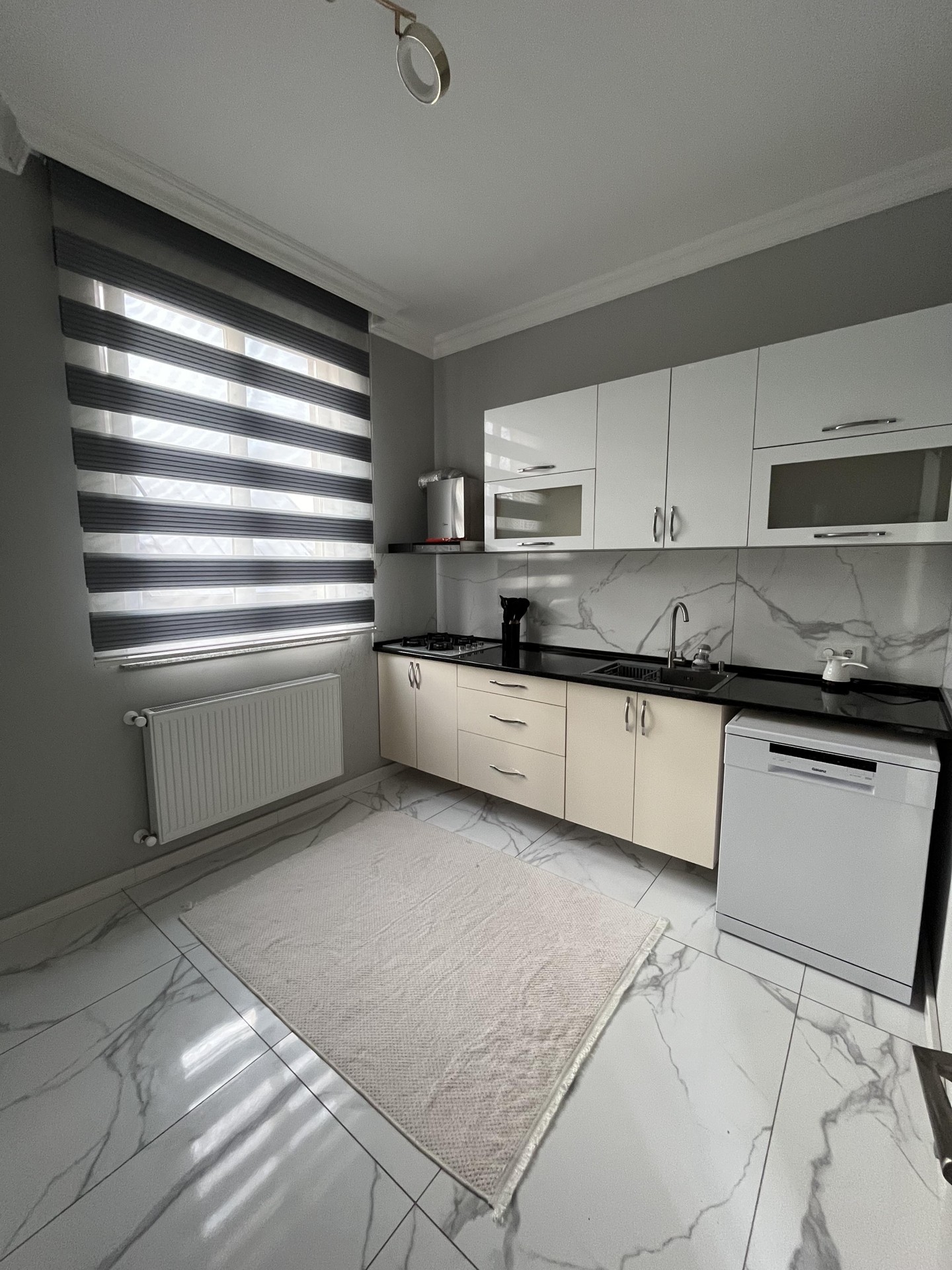 4-Room House For Rent In Batumi, Iusup Paghava, 15b view 4