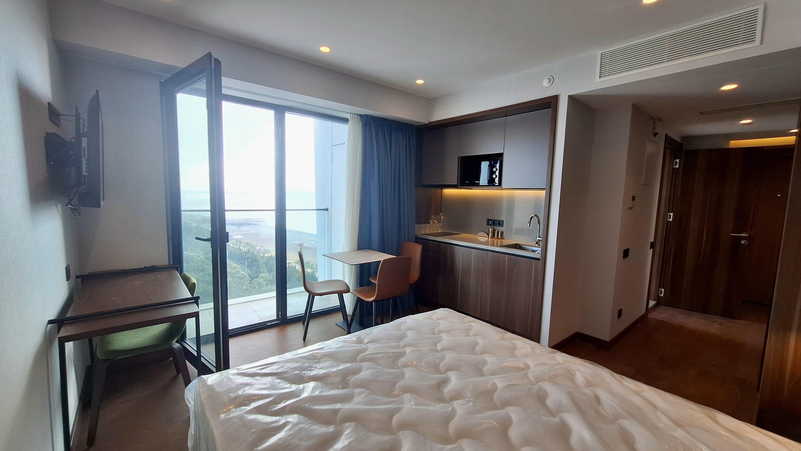 Studio Apartment For Daily Rent In Batumi, Alliance Privilege, 35 M² — $65 Per Day view 5