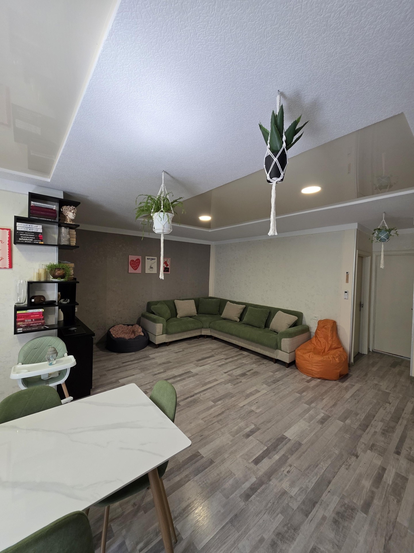3-room apartment, Alekseevka (3/15)