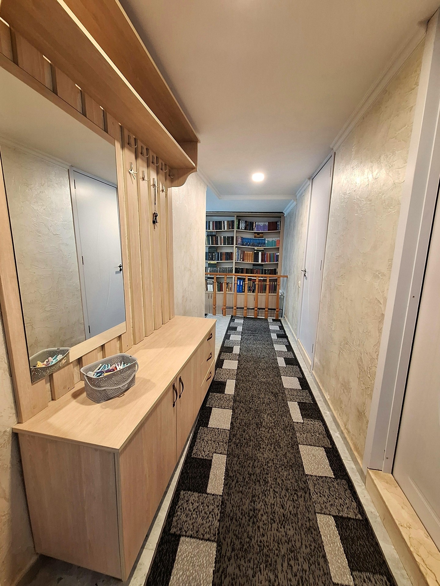 3-Room Apartment For Daily Rent In Batumi, Memed Abashidze St, 9, 85 M² — 150 ₾ Per Day view 3