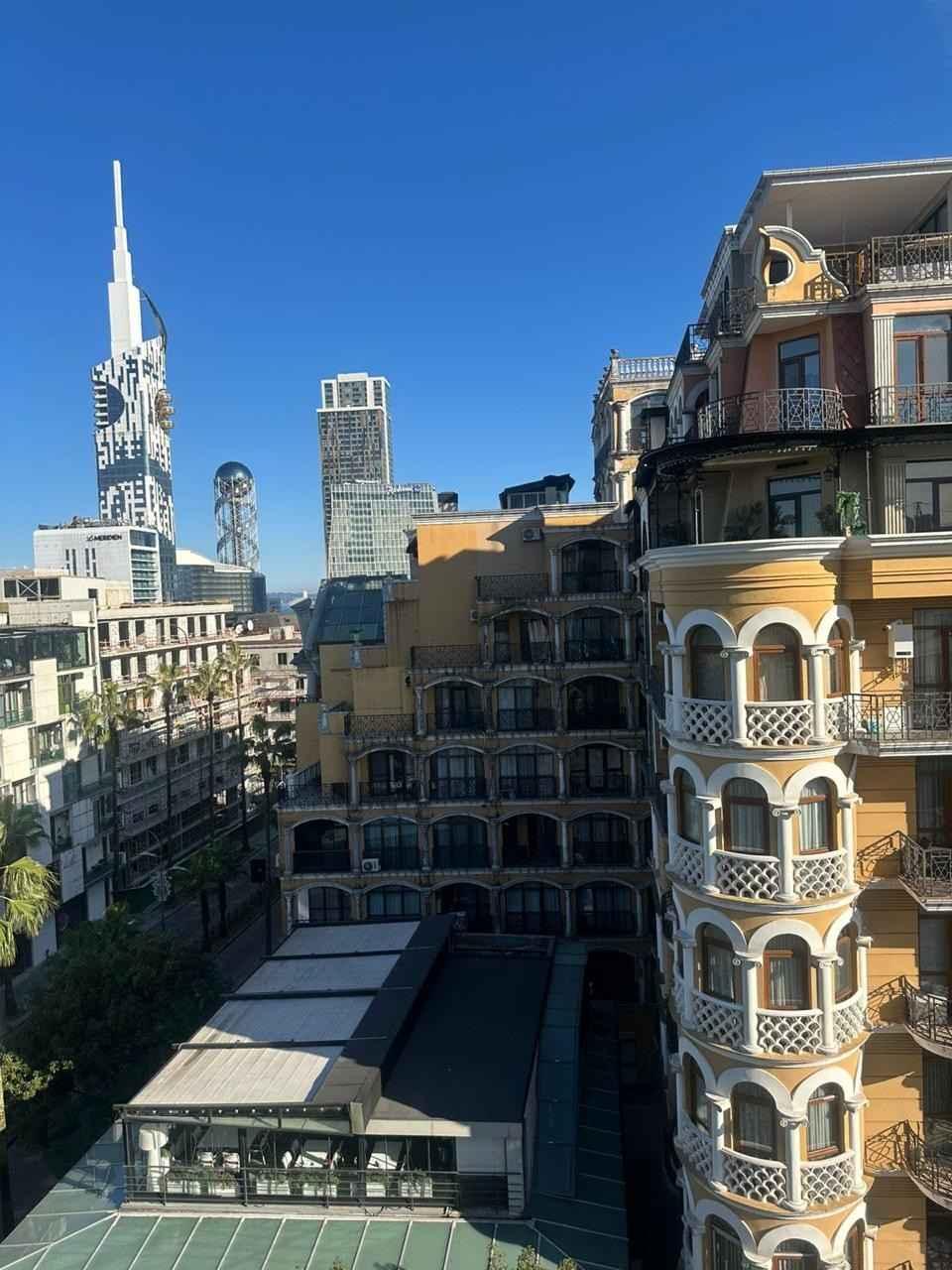 3-Room Apartment For Sale In Batumi, Shota Rustaveli St, 15/7 view 3