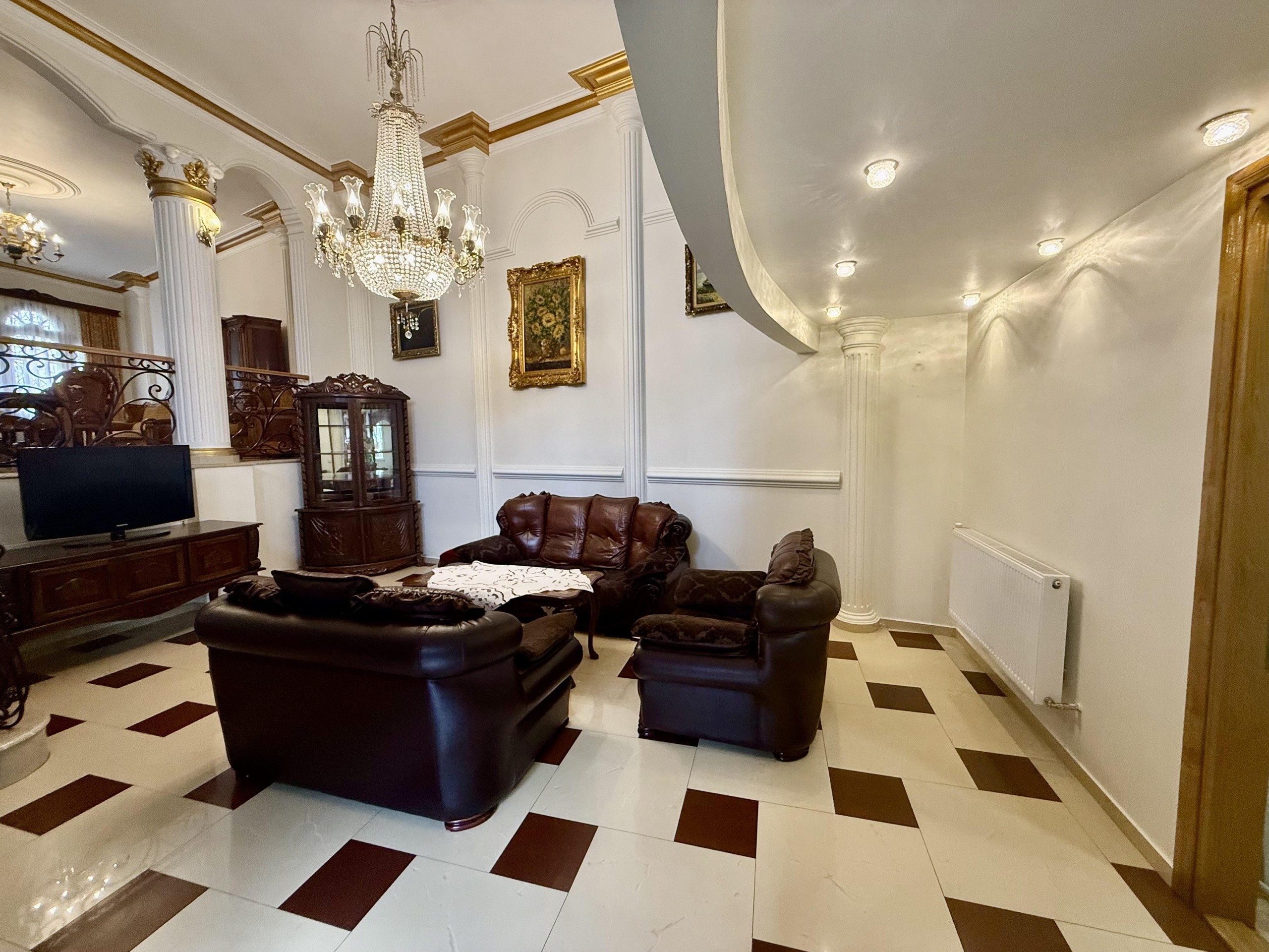 11-Room House For Sale In Batumi, Alexander Pushkin St, 16 view 2