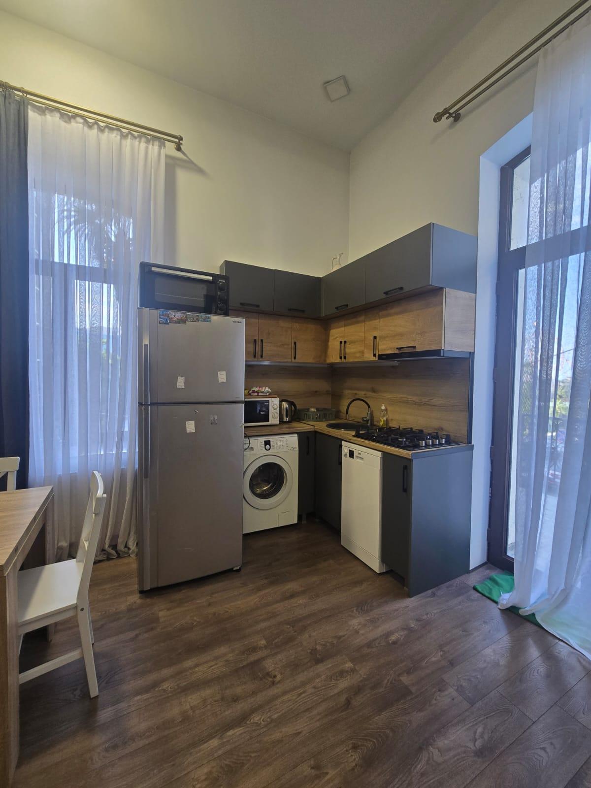 2-Room Apartment For Daily Rent In Batumi, General Giorgi Mazniashvili St, 6/15, 55 M² — 170 ₾ Per Day view 2