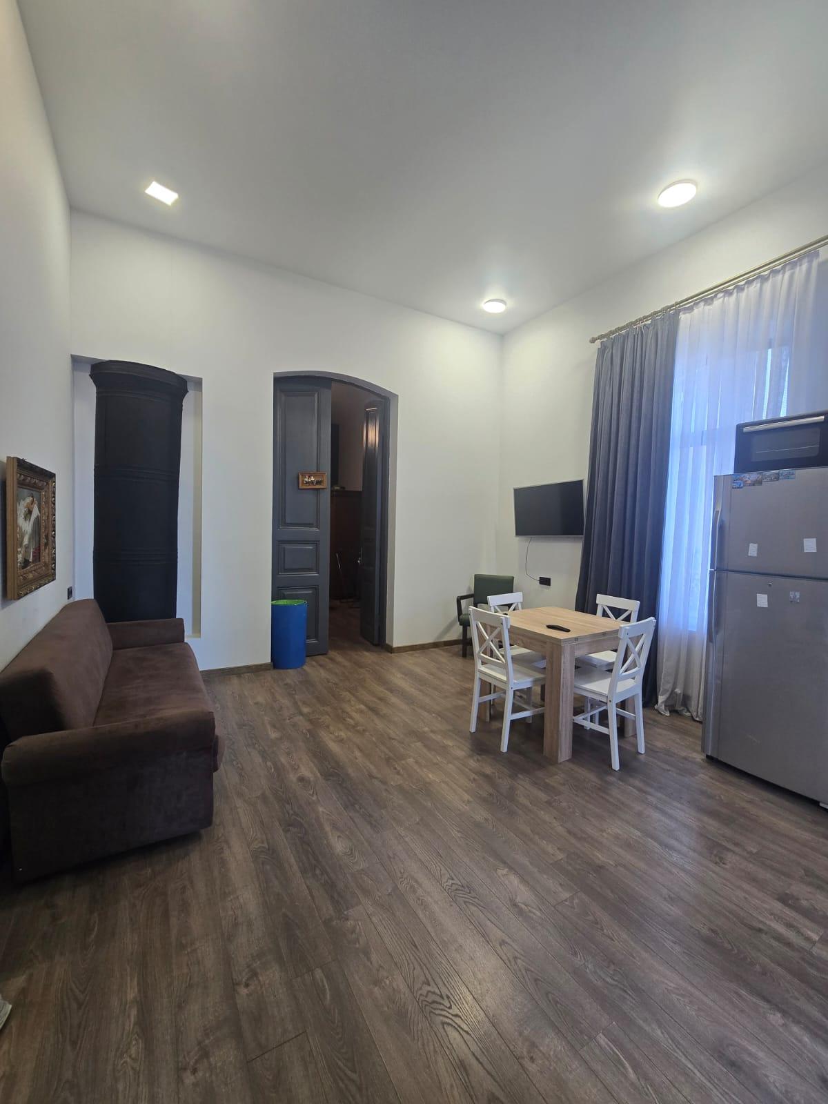 2-Room Apartment For Daily Rent In Batumi, General Giorgi Mazniashvili St, 6/15, 55 M² — 170 ₾ Per Day view 6