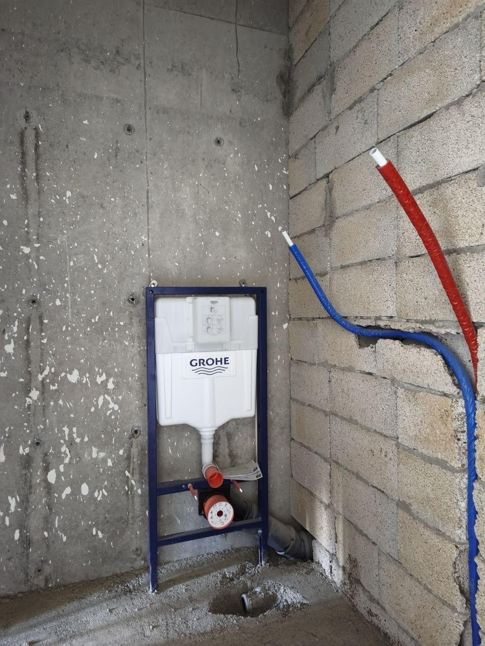 Studio Apartment For Sale view 2