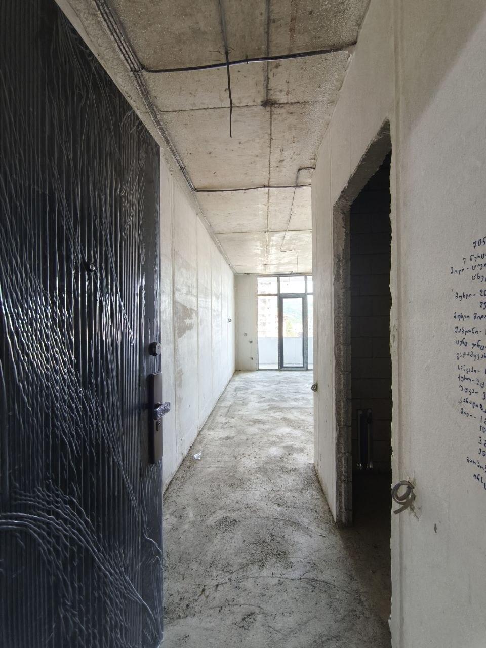 Studio Apartment For Sale view 7