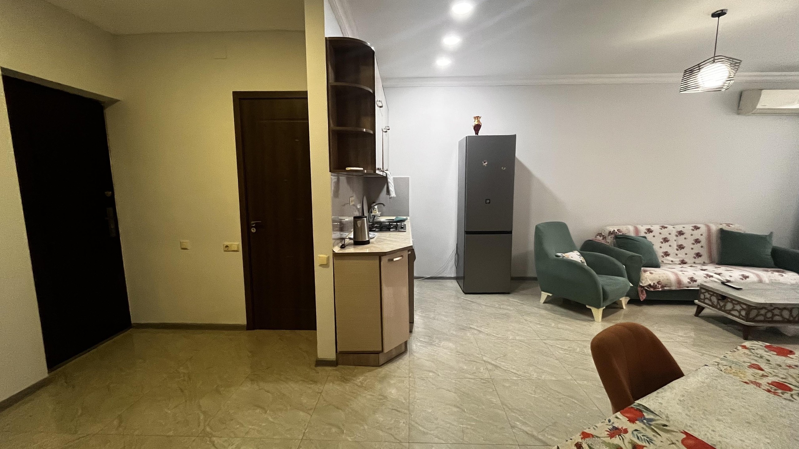 3-Room Apartment For Daily Rent In Batumi, Zurab Gorgiladze St, 98, 70 M² — 200 ₾ Per Day view 5