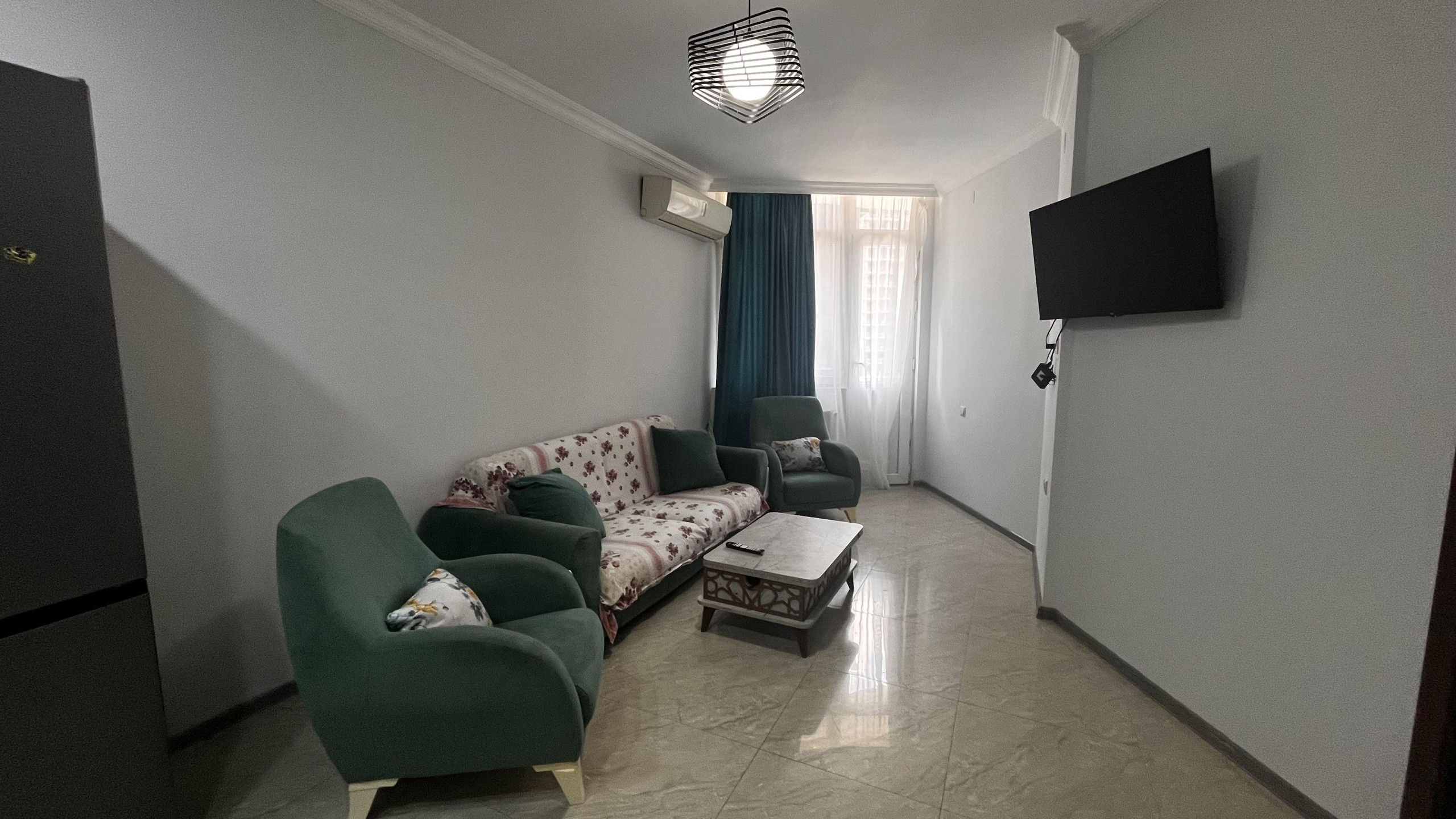 3-Room Apartment For Daily Rent In Batumi, Zurab Gorgiladze St, 98, 70 M² — 200 ₾ Per Day view 3