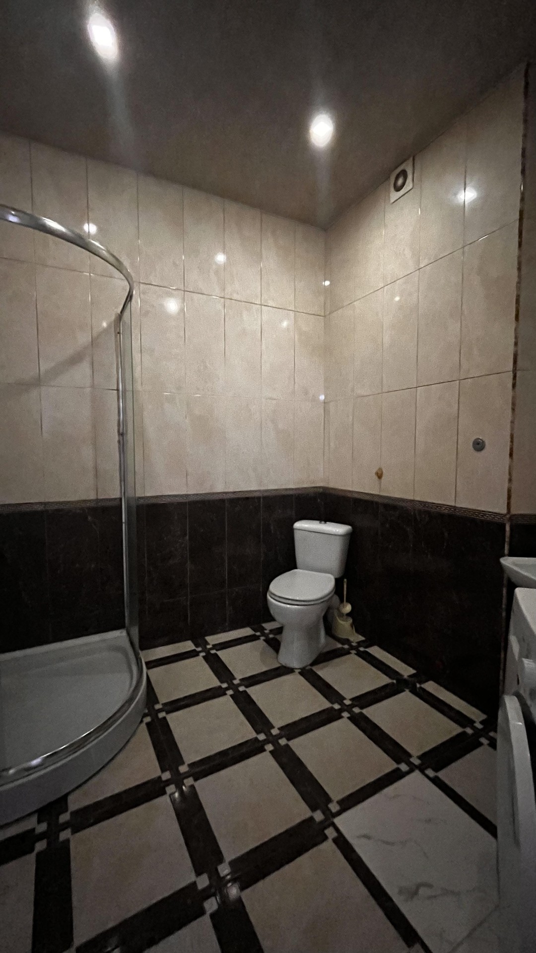 2-Room Apartment For Daily Rent In Batumi, Zurab Gorgiladze St, 98, 55 M² — 110 ₾ Per Day view 7