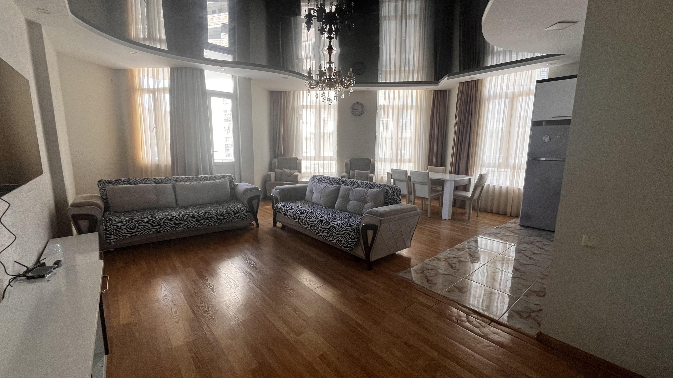 2-Room Apartment For Daily Rent In Batumi, Zurab Gorgiladze St, 98, 80 M² — 160 ₾ Per Day view 1