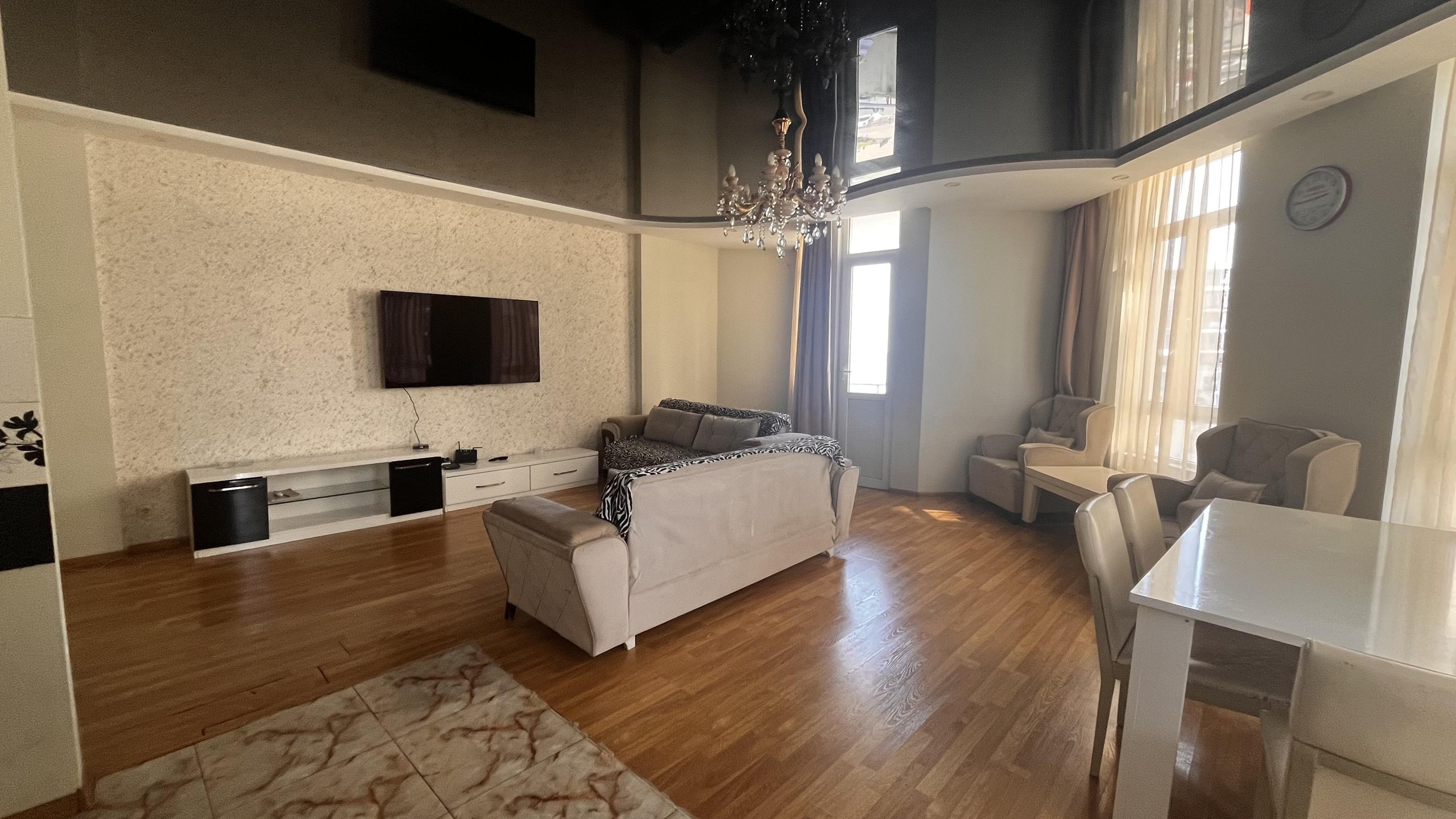 2-Room Apartment For Daily Rent In Batumi, Zurab Gorgiladze St, 98, 80 M² — 160 ₾ Per Day view 3