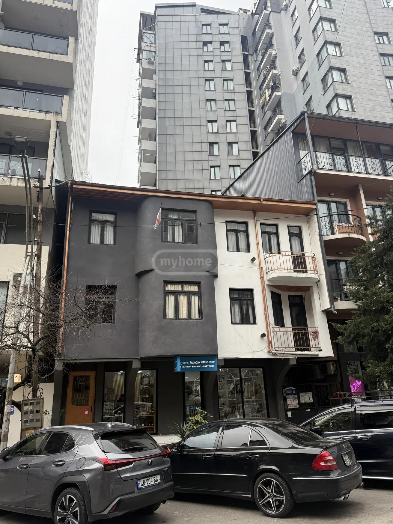 6-Room House For Rent In Batumi, Mikhail Lermontov St, 10 view 2