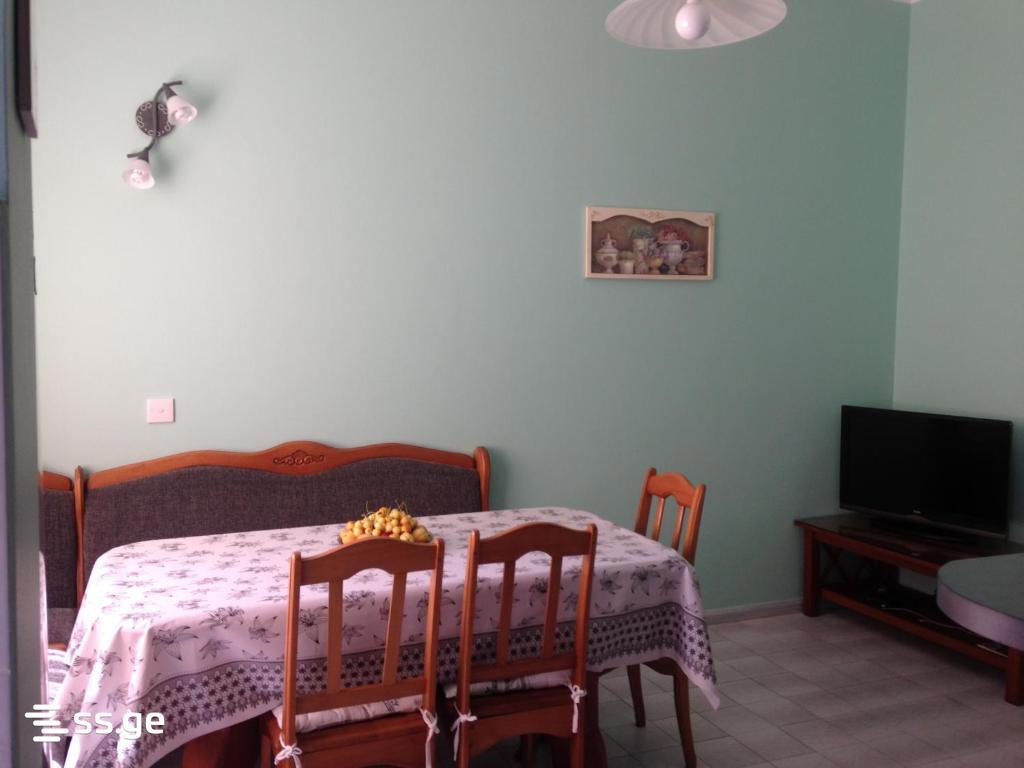 7-Room House For Rent In Batumi, Mtsvane Kontskhi, 10 view 8