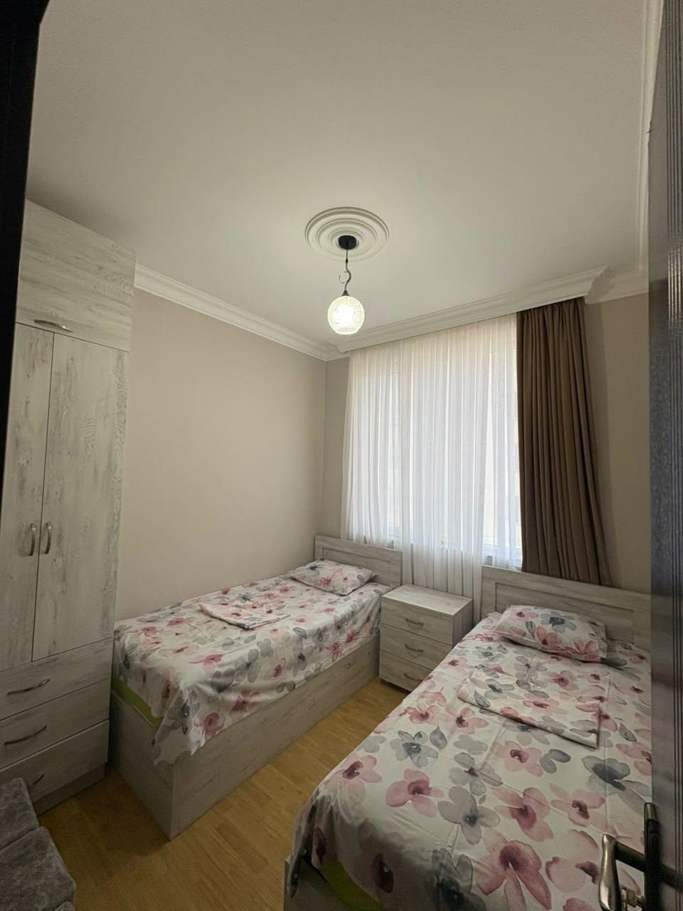 4-Room Apartment For Daily Rent In Batumi, Real Palace, 90 M² — 230 ₾ Per Day view 7