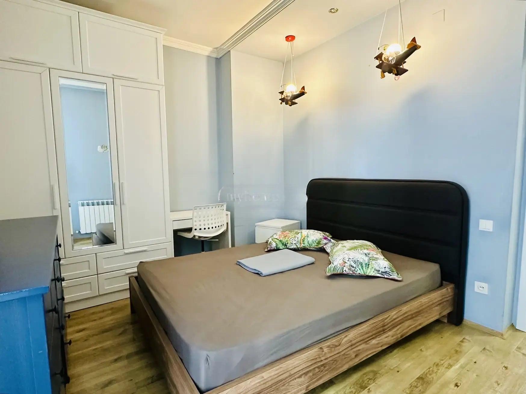 4-Room Apartment In Tbilisi, Alexander Pushkin St, 3, 112 M², Is Available For Daily Rent For 350 ₾ view 6