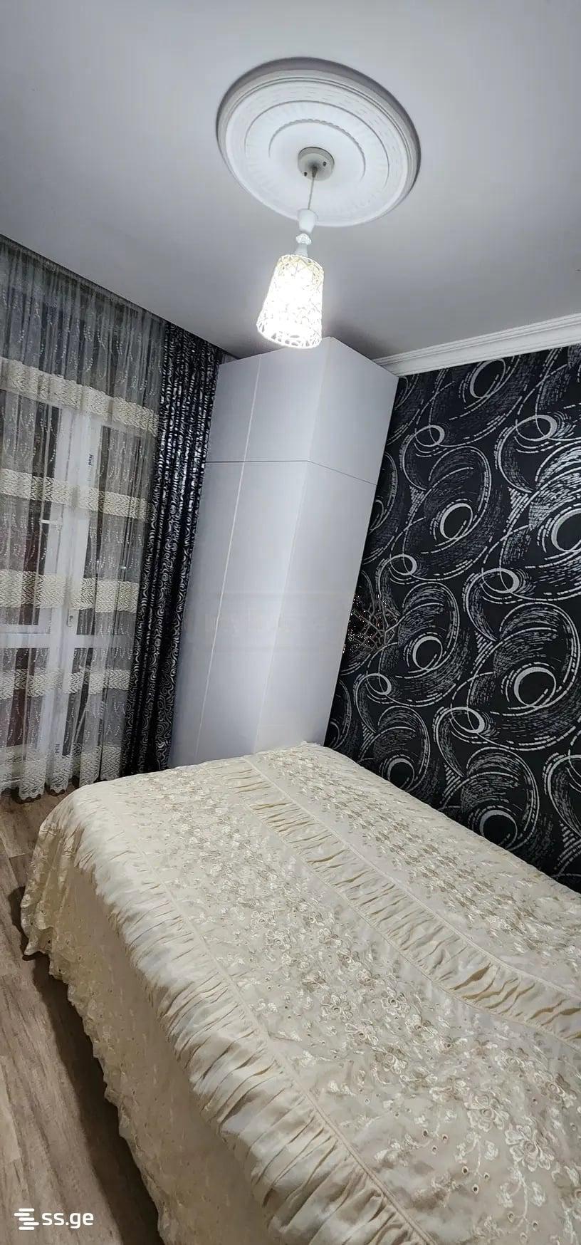 3-Room Apartment In Tbilisi, Alexander Pushkin St, 3, 60 M², Is Available For Daily Rent For 190 ₾ view 3