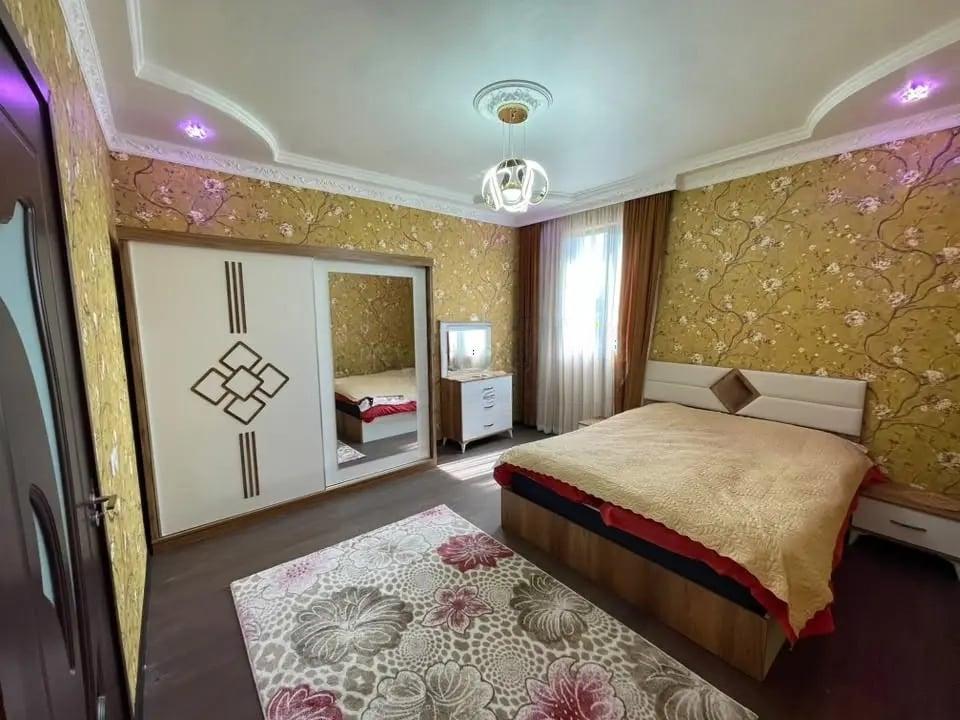 3-Room House In Batumi, Markoz Achareli St, 15, 80 M², Is Available For Daily Rent For 200 ₾ view 4