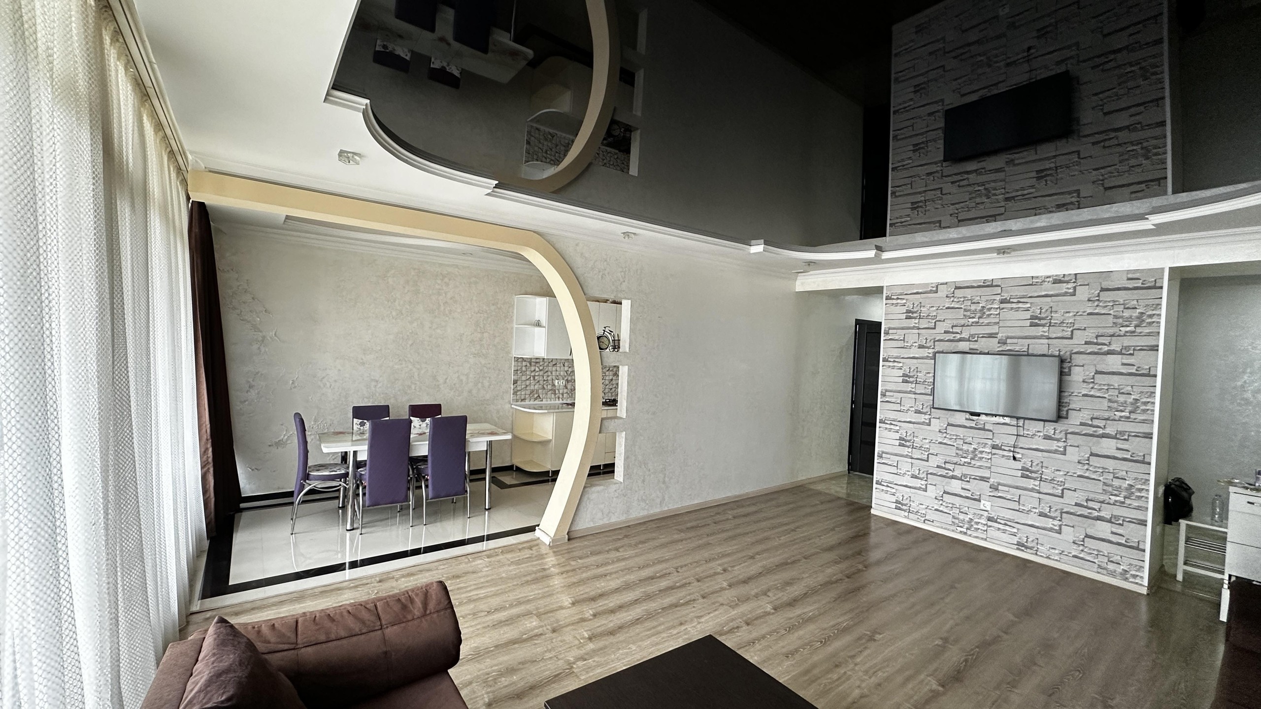 3-Room Apartment For Daily Rent In Kvariati, Sherif Khimshiashvili St, 4, 100 M² — $50 Per Day view 8