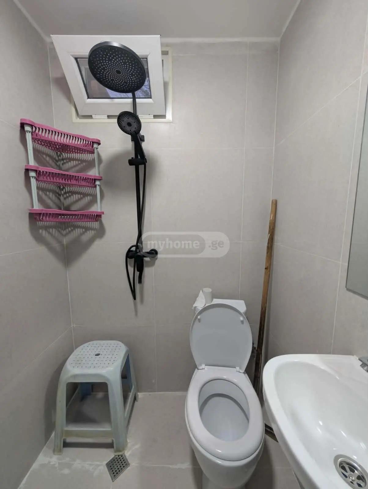 1-Room Apartment For Rent In Tbilisi, Kharpukhi St view 14