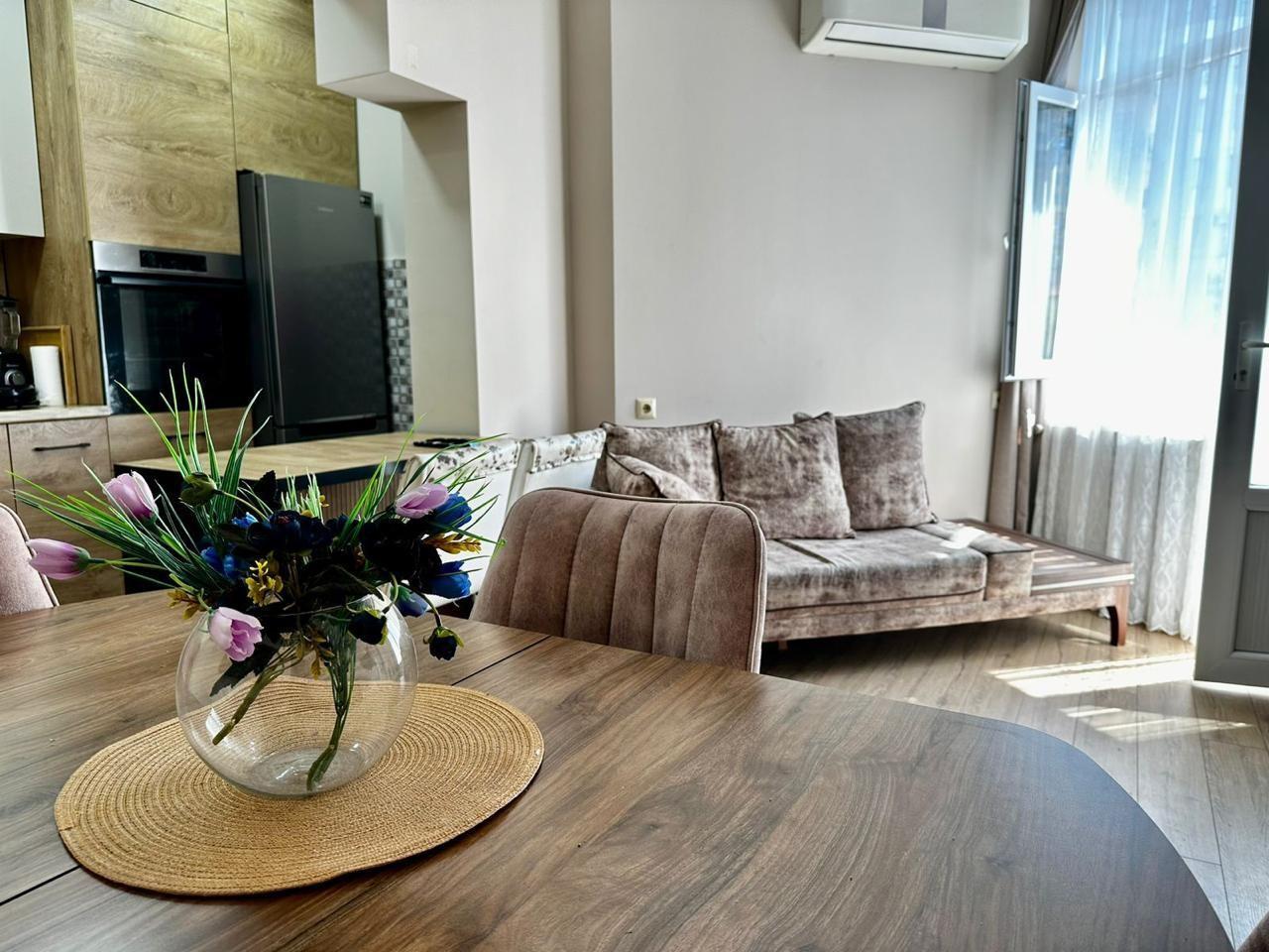 3-Room Apartment For Daily Rent In Batumi, Petre Melikishvili St, 90 M² — 230 ₾ Per Day view 12