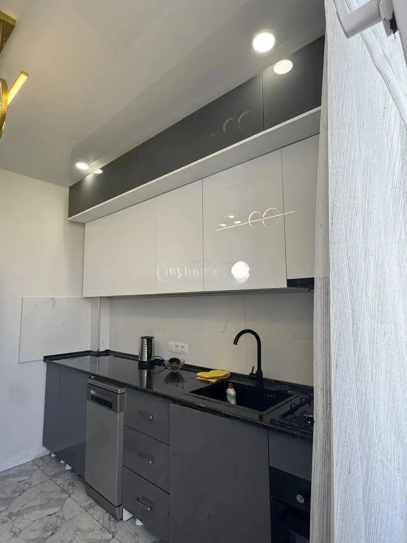 4-Room House For Rent In Batumi, Luka Asatiani St, 11 view 5