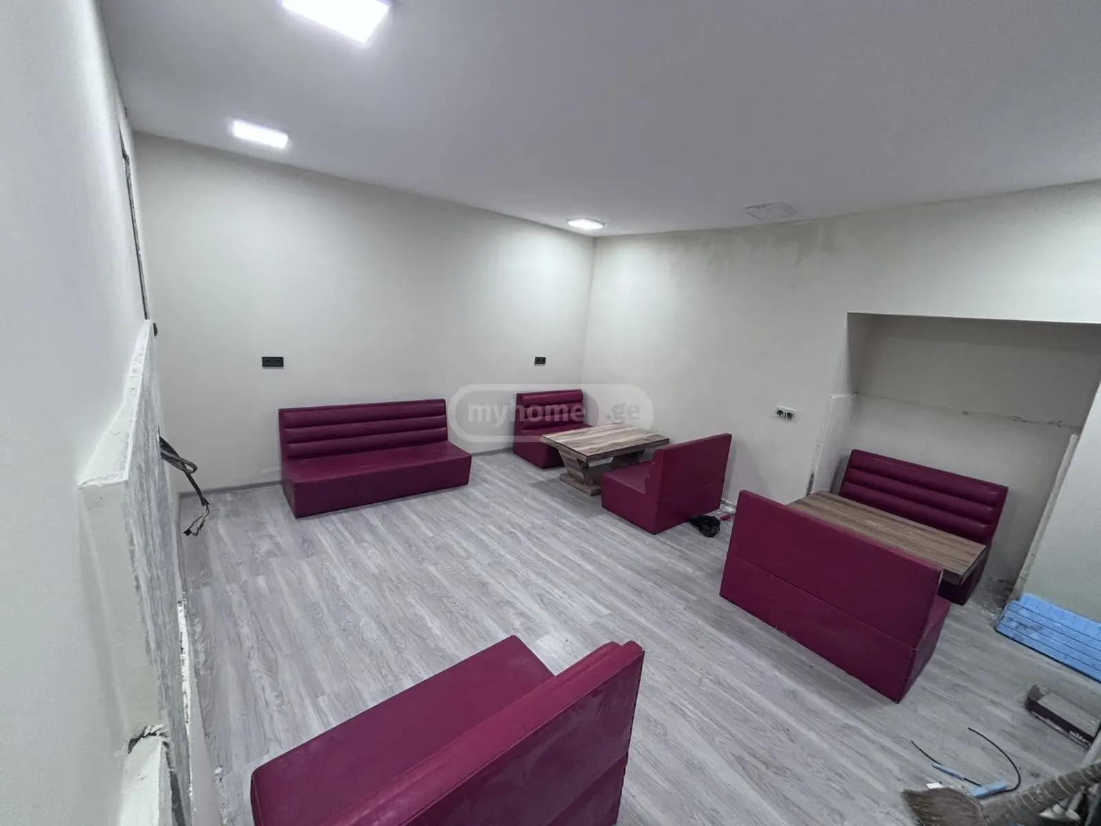 Commercial Property For Rent: 40 M² In Tbilisi, Kote Abkhazi St – 1 250 ₾ view 2