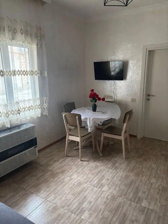 3-Room House For Rent In Batumi, Fridon Khalvashi 5th Lane, 70 view 2