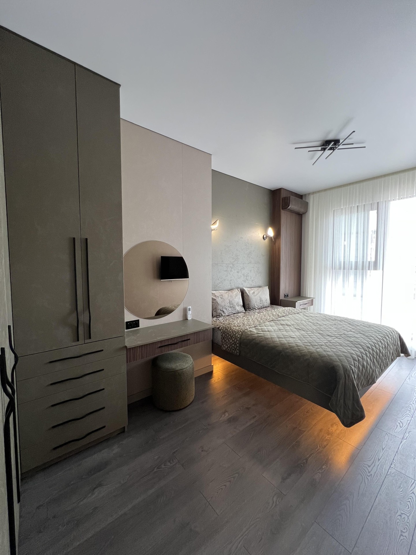 3-Room Penthouse Apartment For Daily Rent In Batumi, Onix Tower Batumi, 145 M² — $220 Per Day view 7