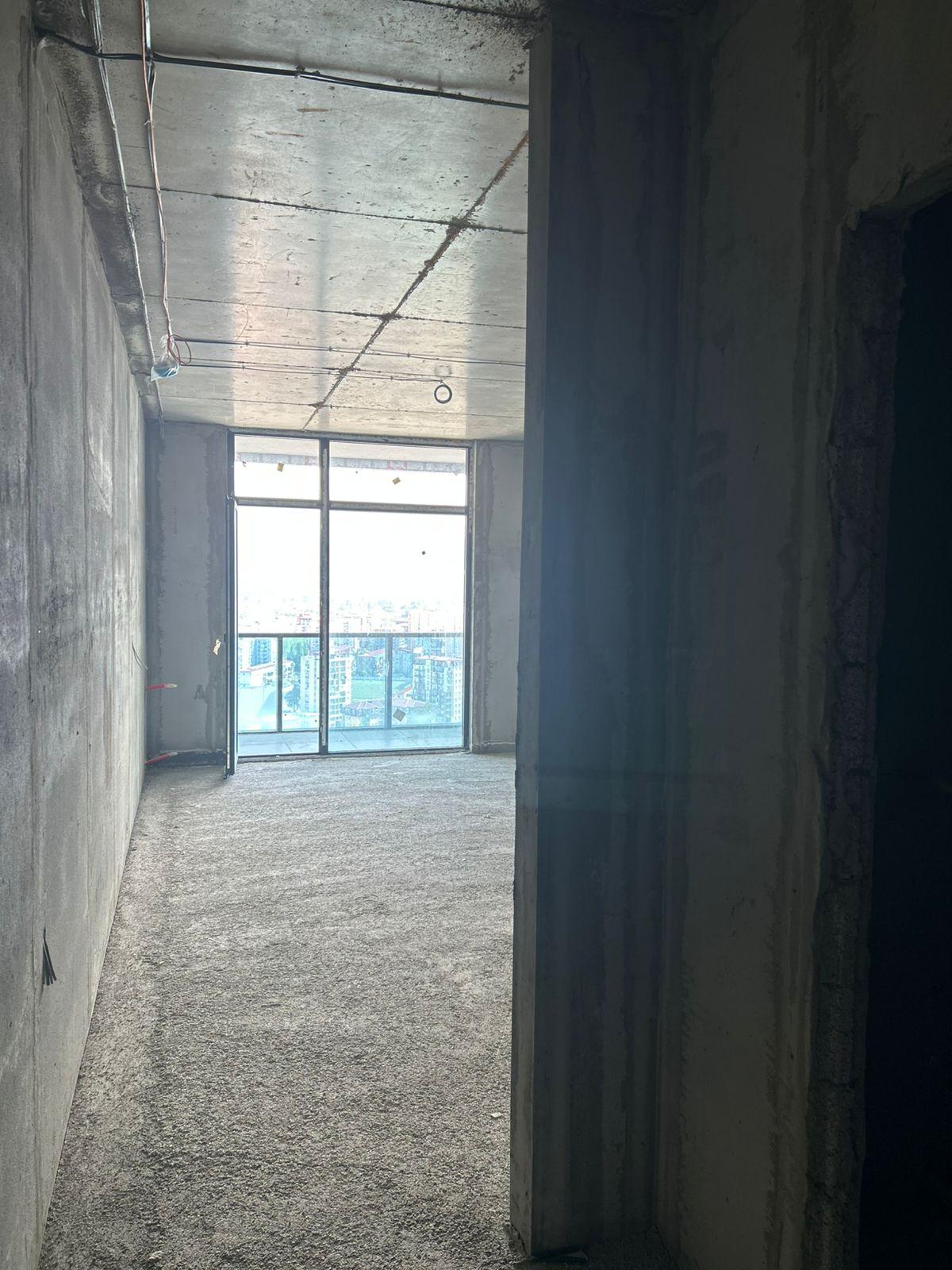 Studio Apartment For Sale view 5