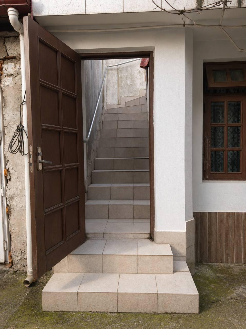 4-Room House For Sale In Batumi, Merab Kostava St view 3