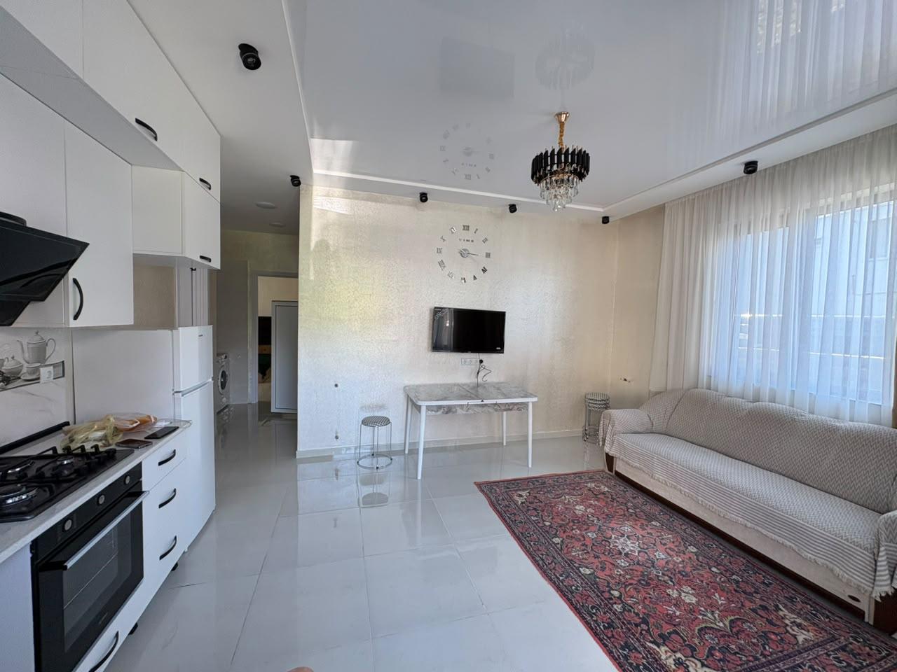 3-Room Apartment For Rent In Batumi, Murman Lebanidze St, 1 view 2