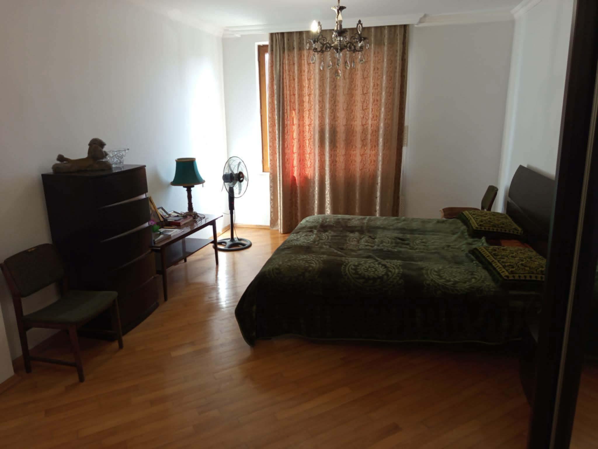 3-Room House For Rent In Batumi, Kakutsa Choloqashvili 2nd Lane, 1 view 5