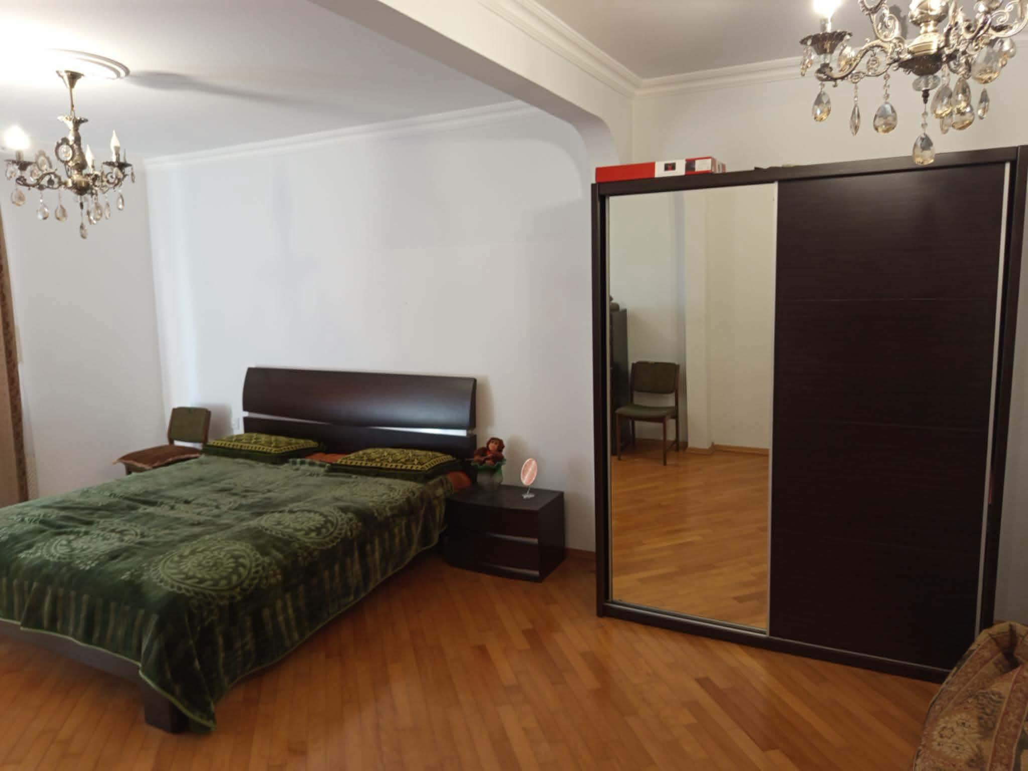 3-Room House For Rent In Batumi, Kakutsa Choloqashvili 2nd Lane, 1 view 6