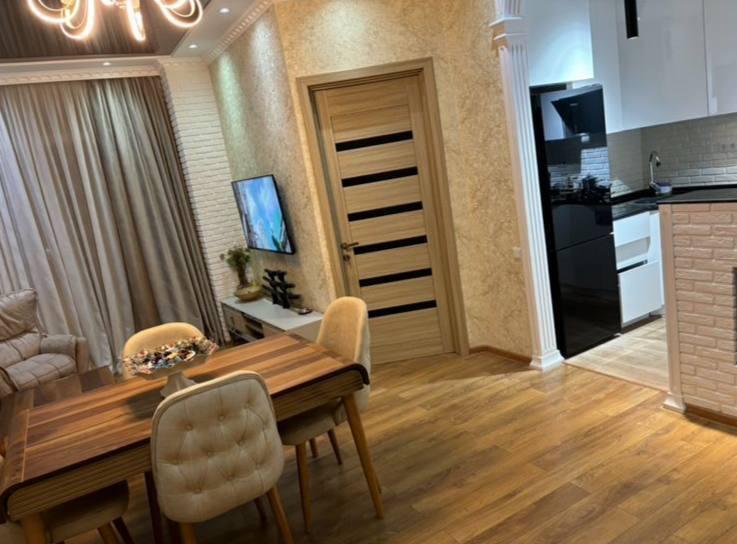 3-Room Apartment For Daily Rent In Batumi, Demetre Tavdadebuli St, 38, 75 M² — $70 Per Day view 8