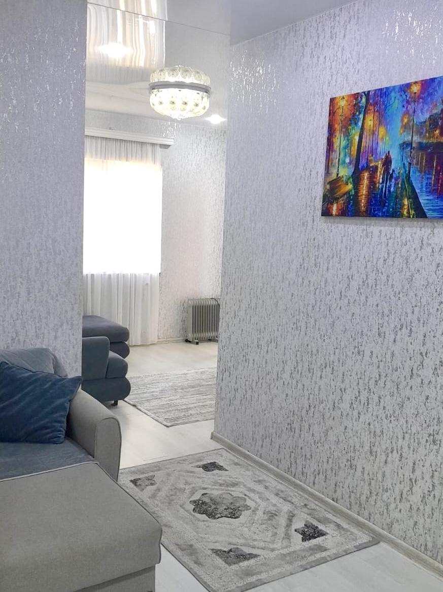 2-Room Apartment For Rent In Batumi, Ketevan Tsamebuli St, 19 view 6